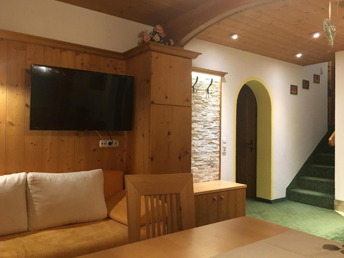 Ferienwohnung Haus Marco Neustift im Stubaital Exterior foto