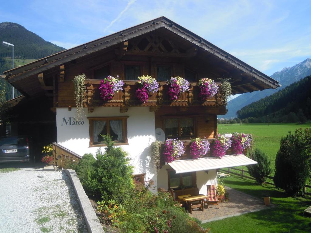 Ferienwohnung Haus Marco Neustift im Stubaital Exterior foto