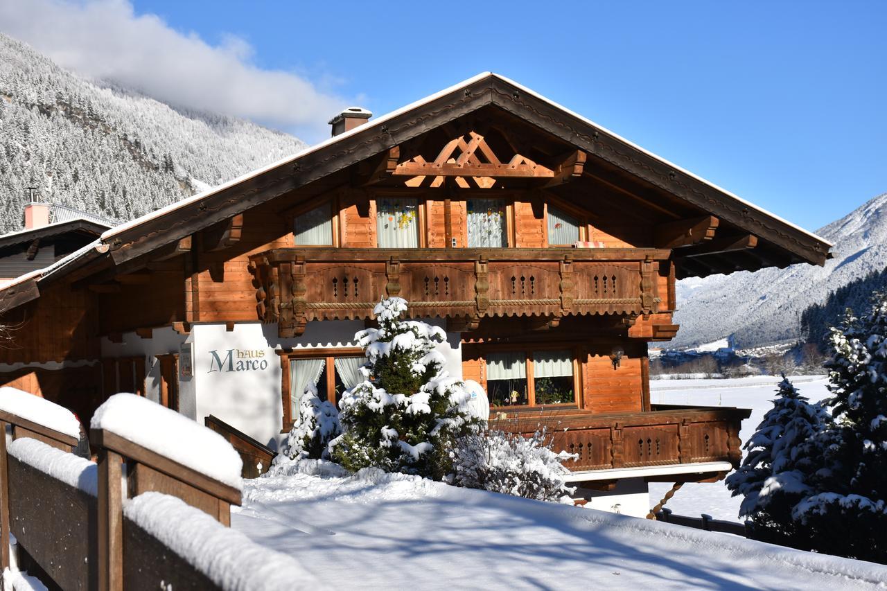Ferienwohnung Haus Marco Neustift im Stubaital Exterior foto